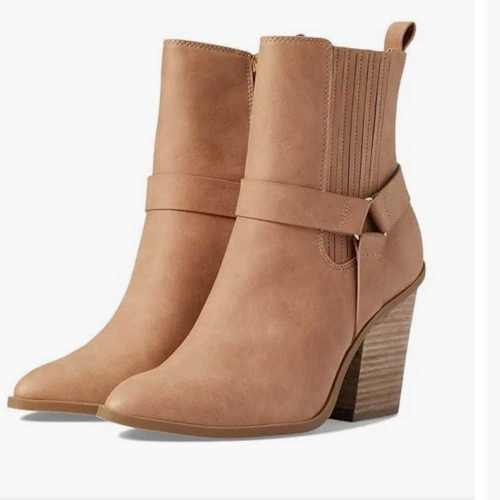 DV Dolce Vita Nilano Zipper Pointed Toe Ankle Boot With Block Heel 11